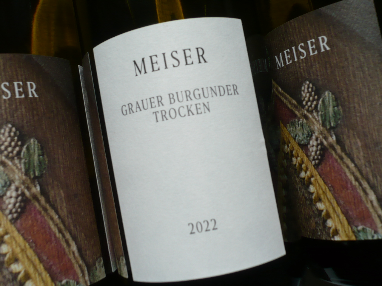 BURGUNDER Weinhandel im Weingut GRAUER -0,75l- Qba Fedelhören – Meiser trocken, 2022er